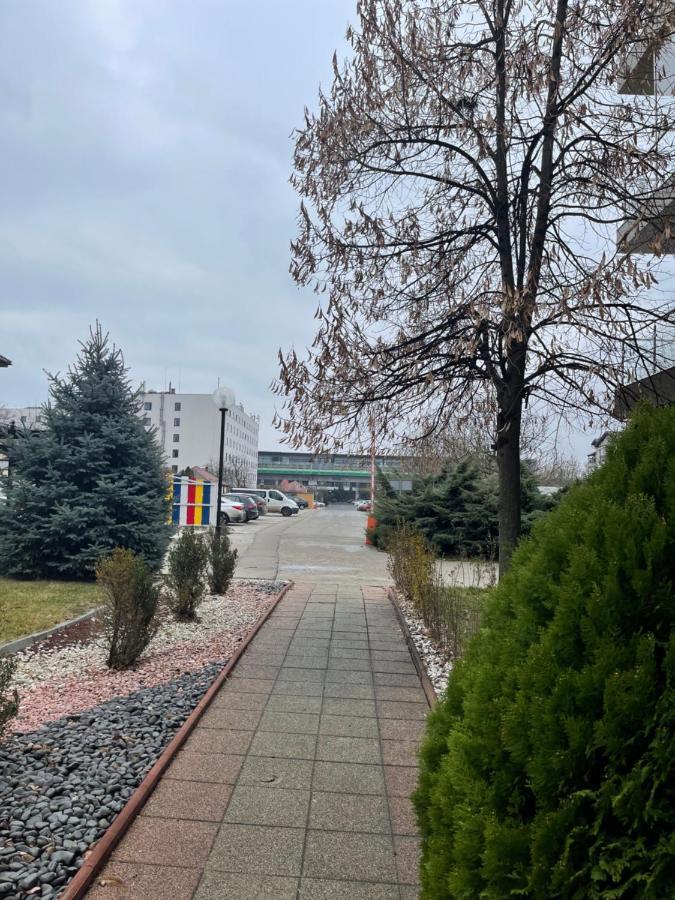 Welcome To Bucharest Airport Residences & Therme-Self Check-In Otopeni Exterior photo