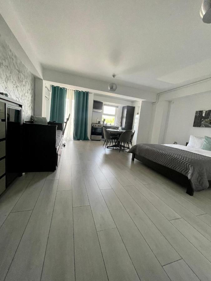 Welcome To Bucharest Airport Residences & Therme-Self Check-In Otopeni Exterior photo