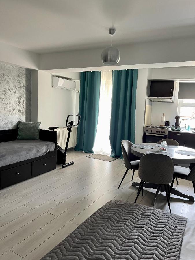 Welcome To Bucharest Airport Residences & Therme-Self Check-In Otopeni Exterior photo
