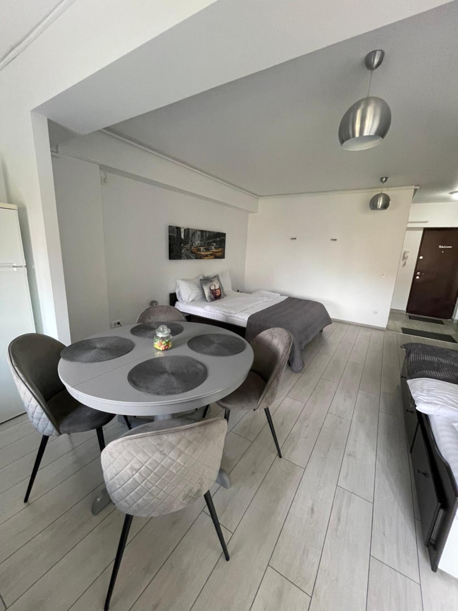 Welcome To Bucharest Airport Residences & Therme-Self Check-In Otopeni Exterior photo