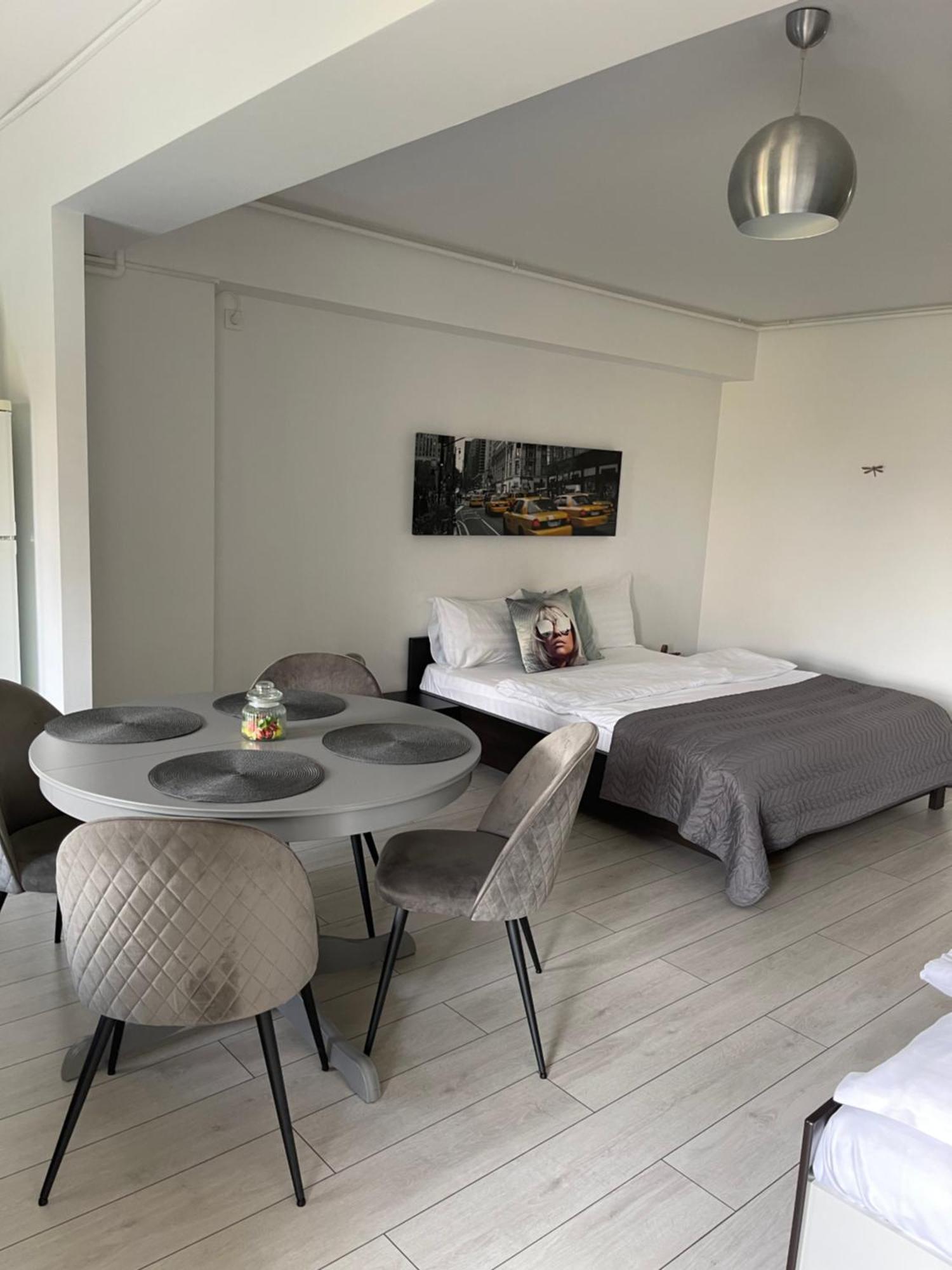 Welcome To Bucharest Airport Residences & Therme-Self Check-In Otopeni Exterior photo