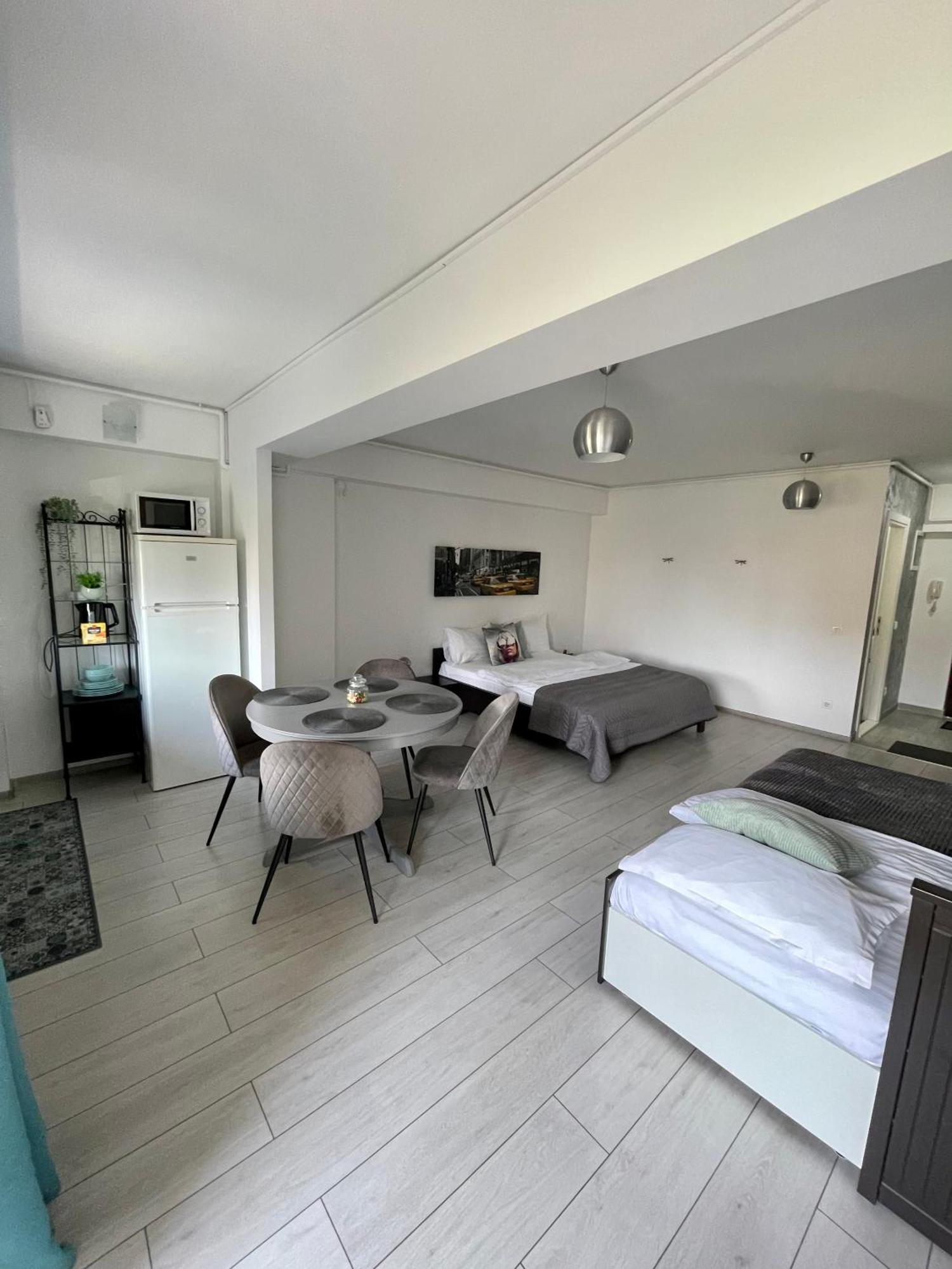 Welcome To Bucharest Airport Residences & Therme-Self Check-In Otopeni Exterior photo